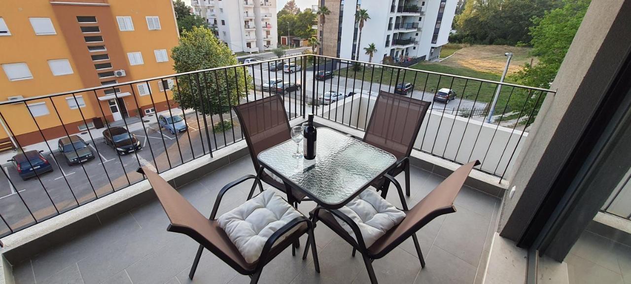 Luxury Apartment Stefanija Τίβατ Εξωτερικό φωτογραφία
